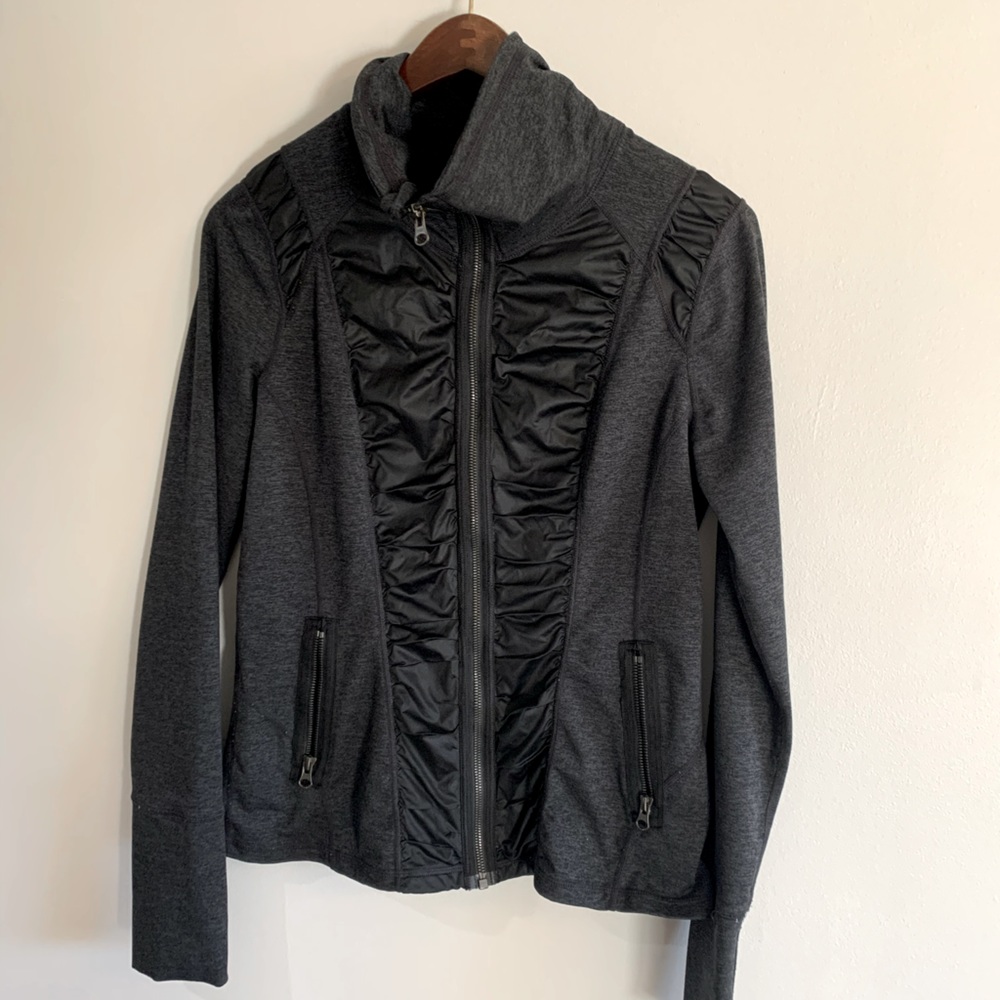 Zella active jacket size M